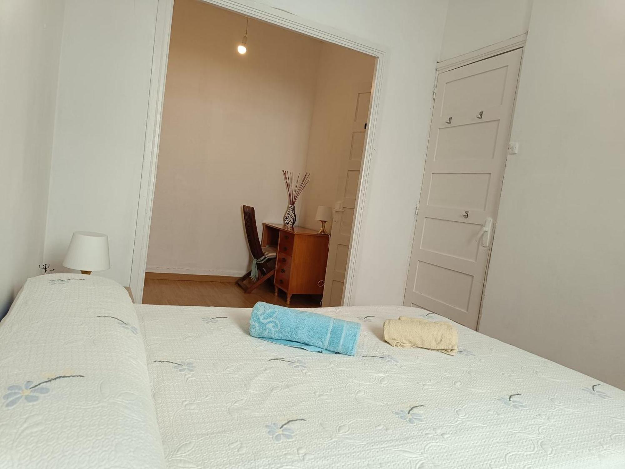 Apartment Residencia Estudiantil Vintage: Encanto Rústico Sin Ascensor A Coruna